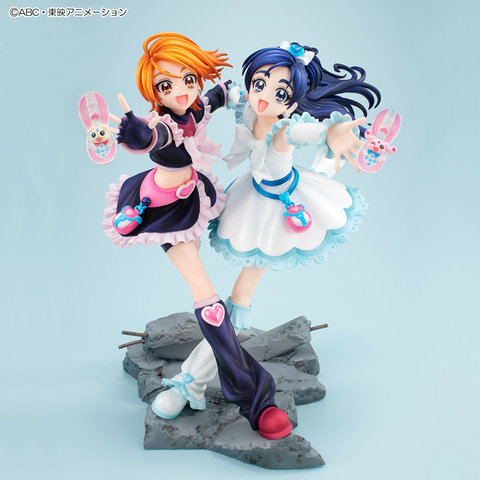 ふたりはプリキュア」よりキュアブラック＆キュアホワイトがLucrea
