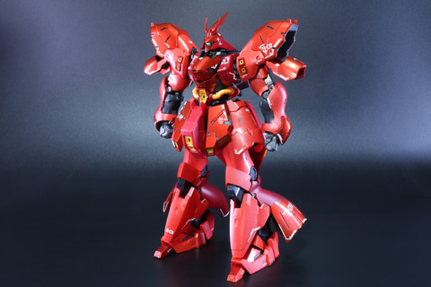 レビュー】「超合金 MSN-04FF サザビー」レビュー ダイナミックな