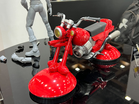 S14、「スペースコブラ」エアバイクのデコマス初展示。「アクビちゃん