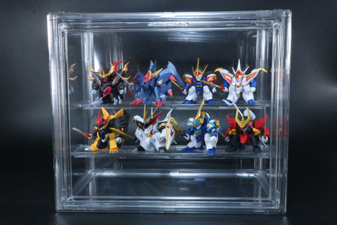 特別企画】550円のコスパ最高のコレクションケース。ダイソーの「透明