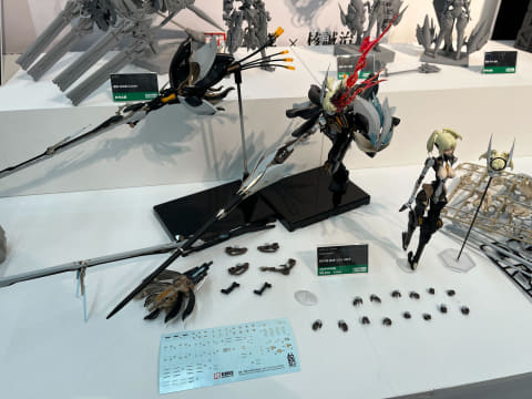 中国ホビーメーカー「核誠治造」×「和模線」のコラボプラモデル「RS-03