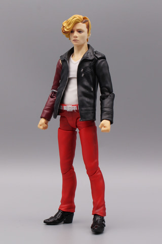 レビュー】「S.H.Figuarts アンク（人間態）」＆「S.H.Figuarts（真骨