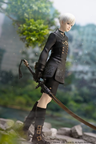 荒廃した世界に立つ9S。「NieR:Automata」よりアクションフィギュア