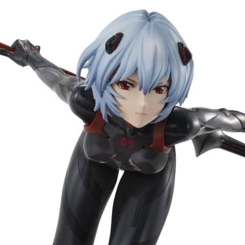 ヱヴァンゲリヲン新劇場版」より、大鎌を持つ「アヤナミレイ（仮称