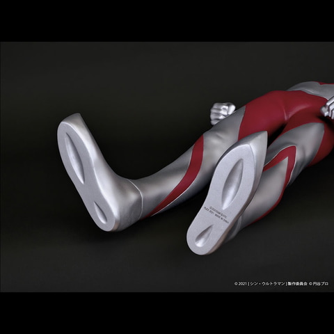 全高約60cmのウルトラサイズ。「シン・ウルトラマン」のジャンボソフビ