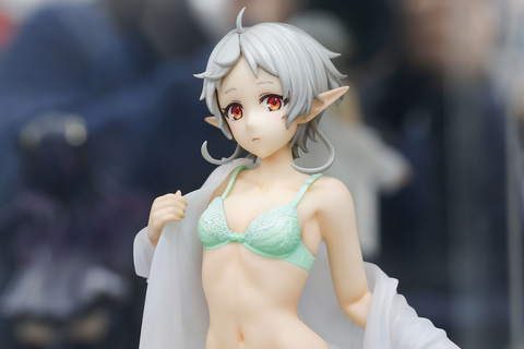 特別企画】スタイルの良さに見とれちゃう！「無職転生 ～異世界行っ