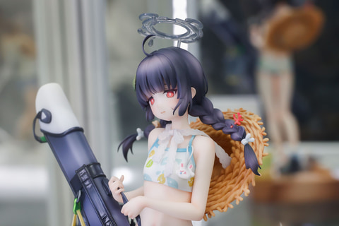 特別企画】真夏のビーチがよく似合う！「ブルーアーカイブ ミユ（水着