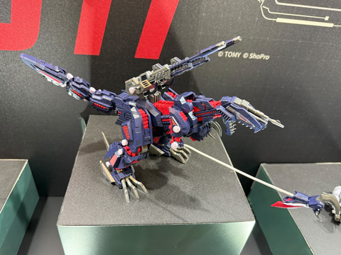 ジェノザウラー レイヴン仕様「RMZ-011」などゾイド新作がT-SPARK
