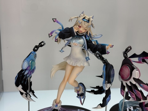 青ブタ」桜島麻衣など新作フィギュアがデザインココブースにて展示