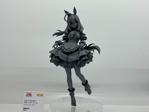 クレーネルブースにて「ウマ娘」よりバレンタイン衣装の