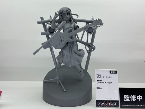 ぼっち・ざ・ろっく」より「伊地知虹夏」と「喜多郁代」のフィギュアが