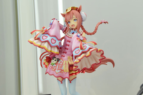 ウマ娘」キョンシー衣装の「アグネスデジタル」など、美少女フィギュア