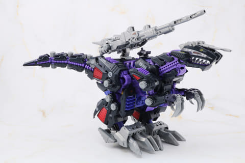 レビュー】ゾイド「AZ-09 ジェノザウラー」レビュー 濃密なディテール