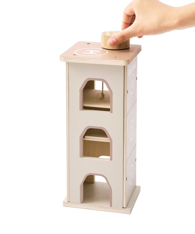 3COINS、組み合わせて遊べるミニカー用「収納棚」「エレベーター