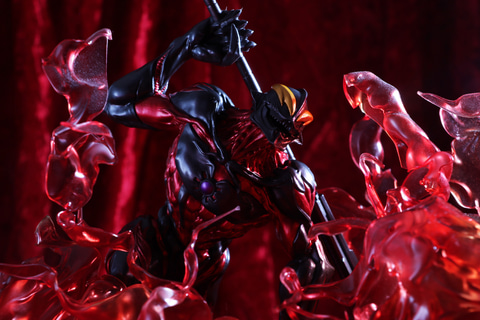 特別企画】「ウルトラマンシリーズ 豪塊 ウルトラマンベリアル」フォト