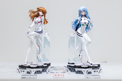 シン・エヴァンゲリオン劇場版』より「アスカ」と「レイ」1/4スケール