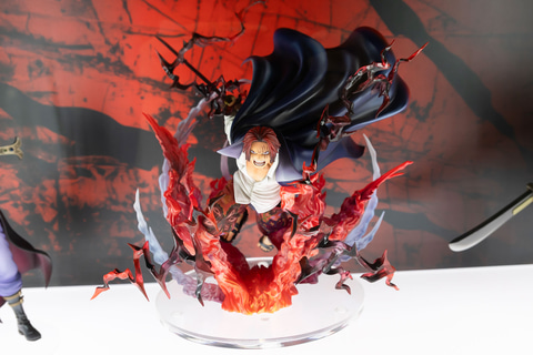 ワンピース「P.O.P. 赤髪のシャンクス“神避”」やカグラバチ「六平千鉱