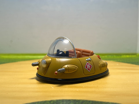 トミカ×ドラゴンボール」製品が展示中。「牛魔王の車」や「フリーザの