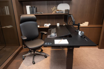 オカムラ、個人向けの最新チェア体験施設 コンテッサなど展示