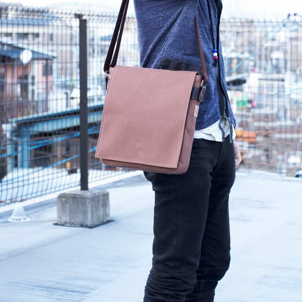 クレアーレきき]ショルダーバッグ メンズ 柿渋染め 帆布バッグ 革付属