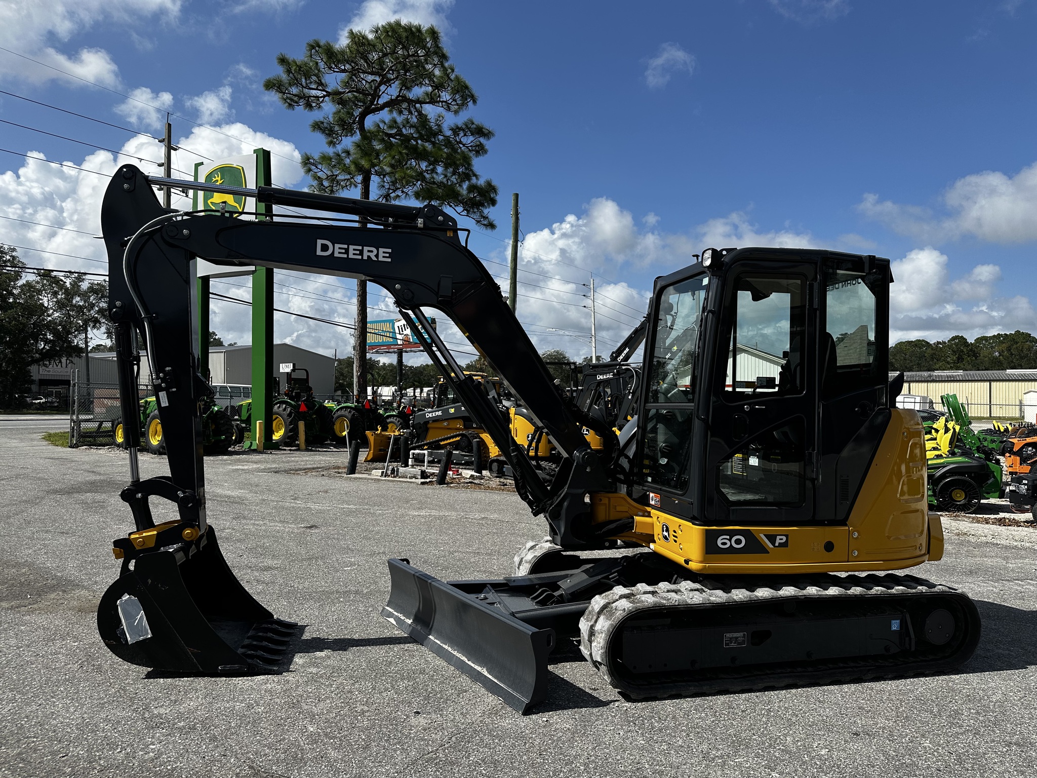 Hitachi ZX60USB-5N Excavator | AllMachines