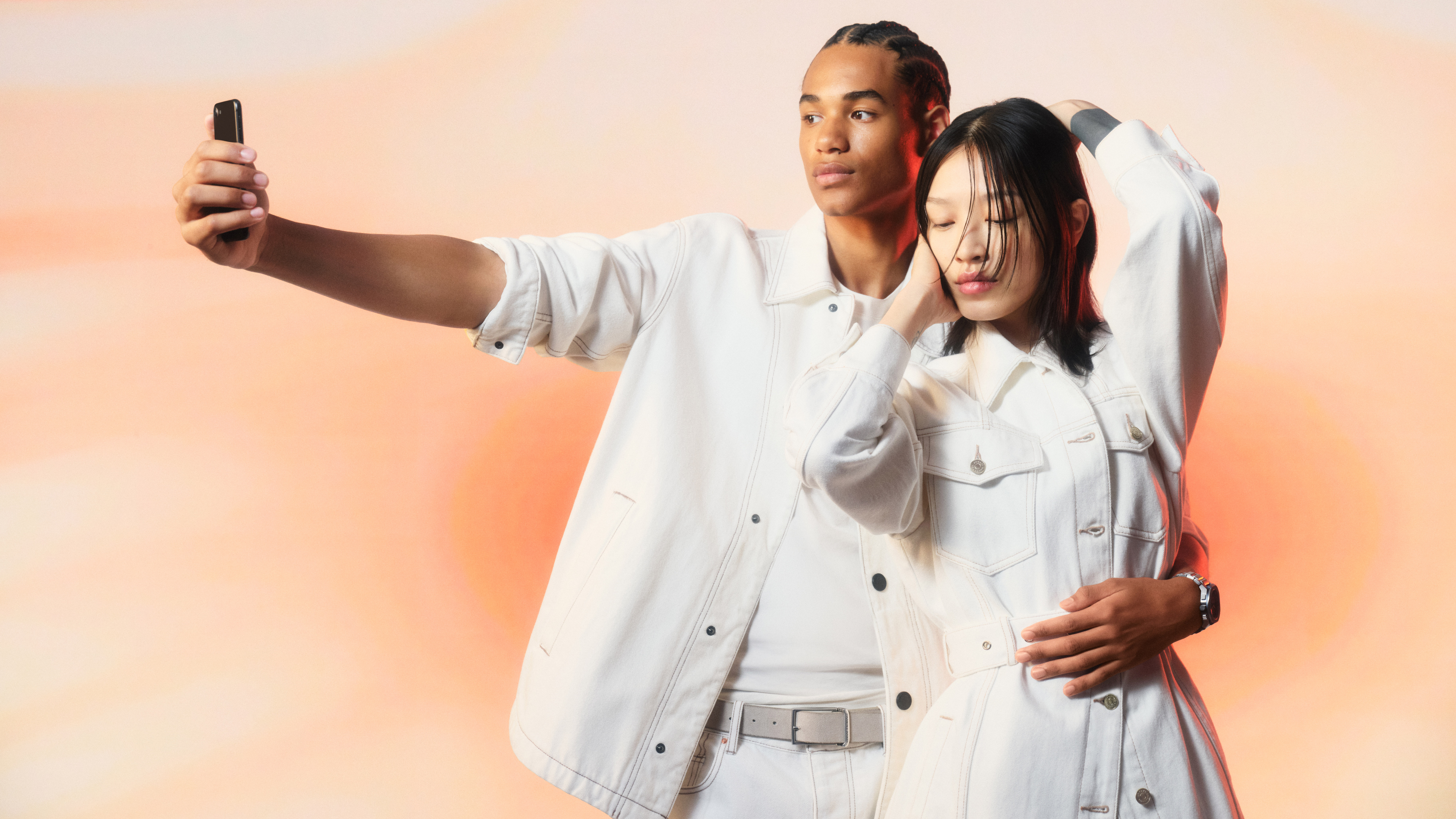 アルマーニ エクスチェンジ | 【公式】アルマーニオンラインストア