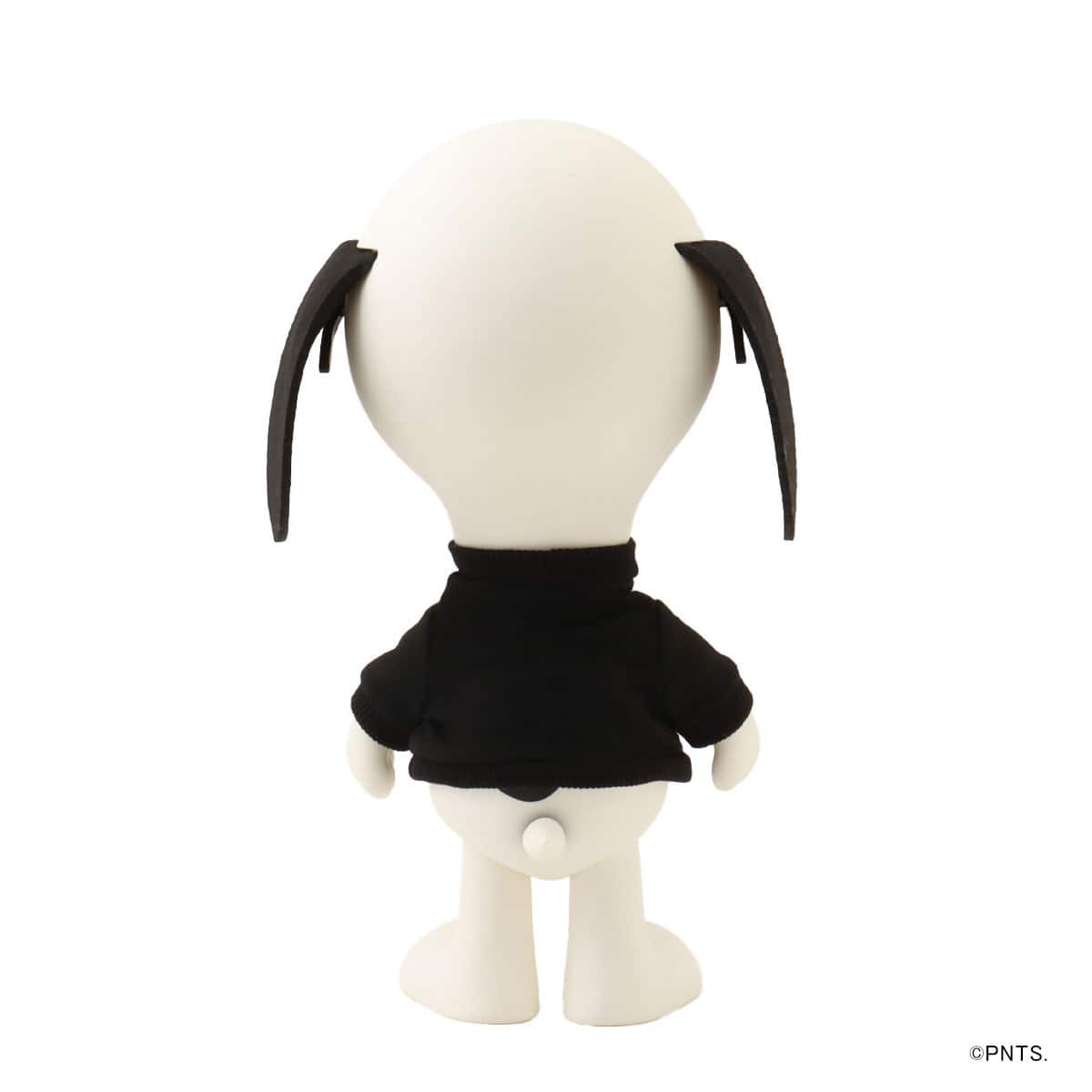 SUPER7 PEANUTS SUPER SIZE VINYL - SNOOPY JOE COOL BLACK SWEATER