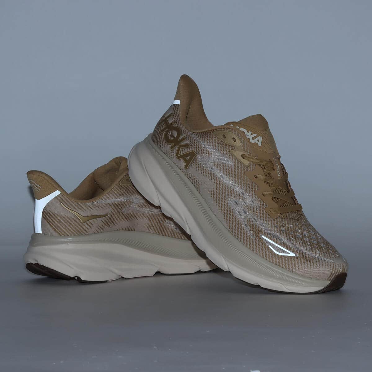 HOKA CLIFTON 9 ウィート / シフティングサンド 24SS-I（ホカ