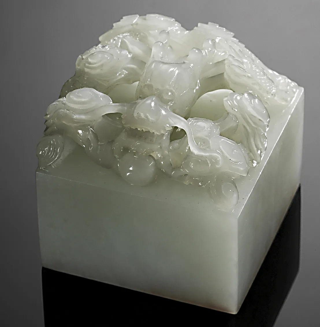 中国乾隆帝時代の花瓶が68億円－中国製美術品オークションで最高額