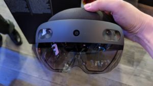 マイクロソフトが「HoloLens 2」発表、VR内で1週間を過ごす実験が進行