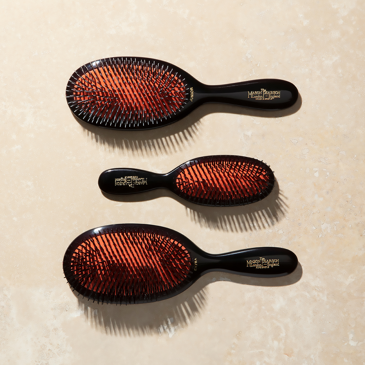 ヘアブラシの選び方 | 《公式》英国伝統の最高級猪毛ヘアブラシ