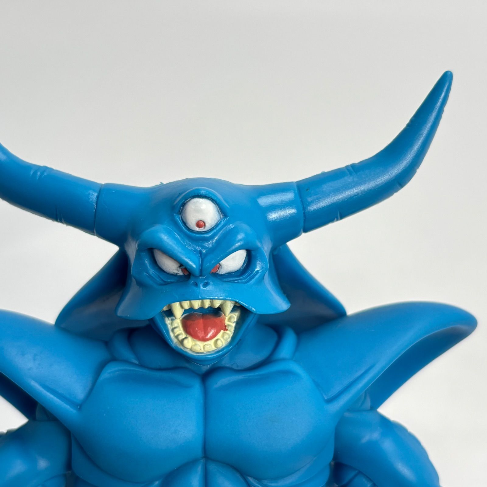 美品】 ドラゴンクエスト4 エスターク ブルーバージョン ソフビ