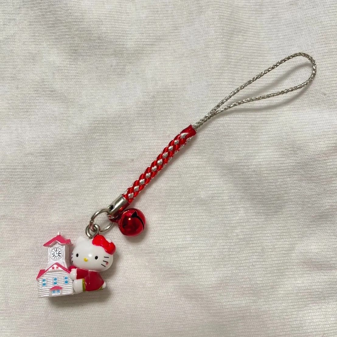 ご当地キティストラップ 根付け 鈴付き 北海道限定 札幌時計台 - メルカリ