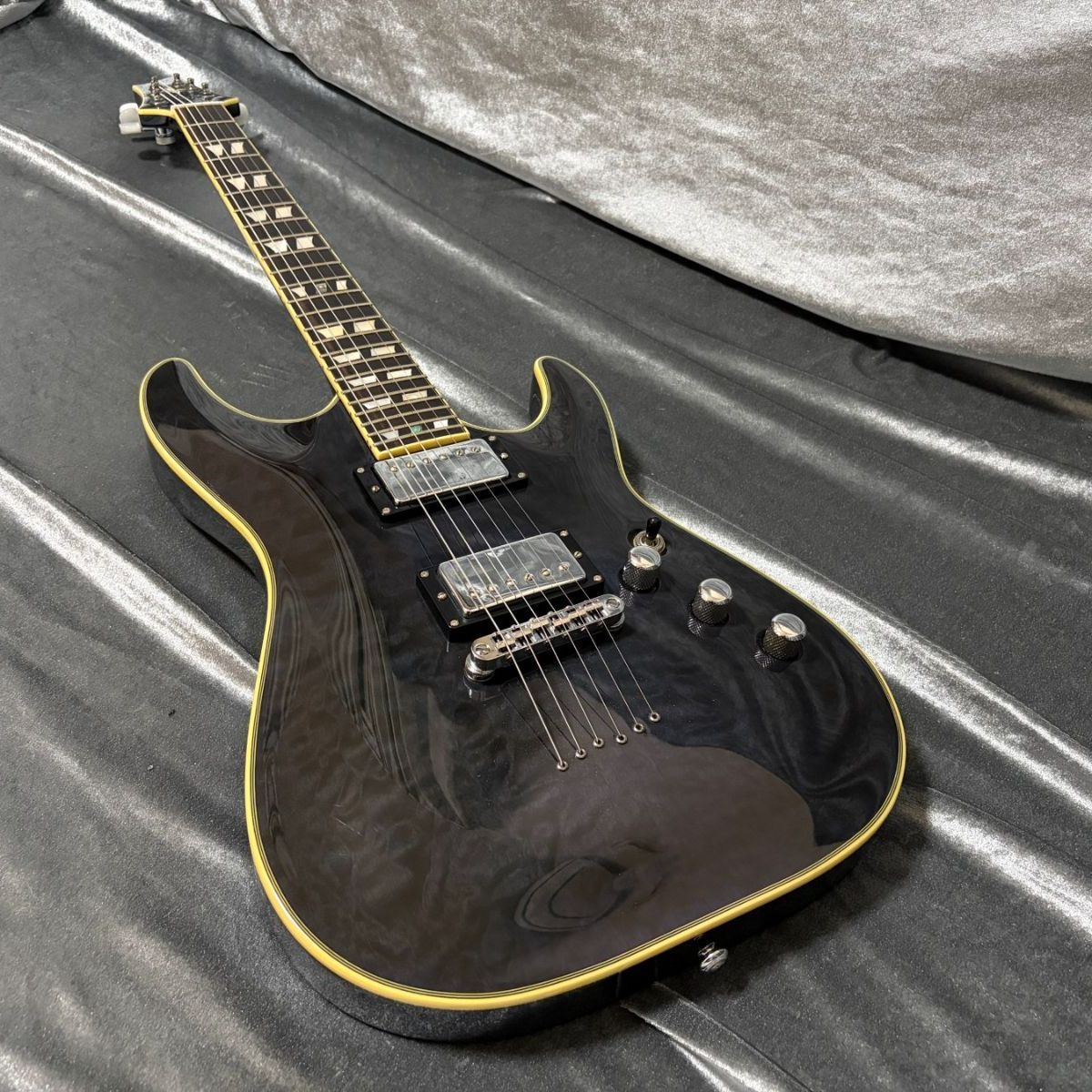 Schecter（シェクター） C-1 Custom セイモアダンカンPU搭載 コイル