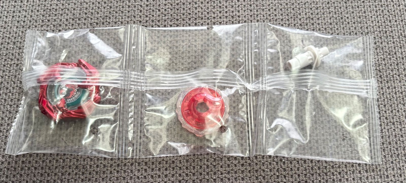 ベイブレードx コバルトドレイク9-60R（メタルコート：レッド） 内袋