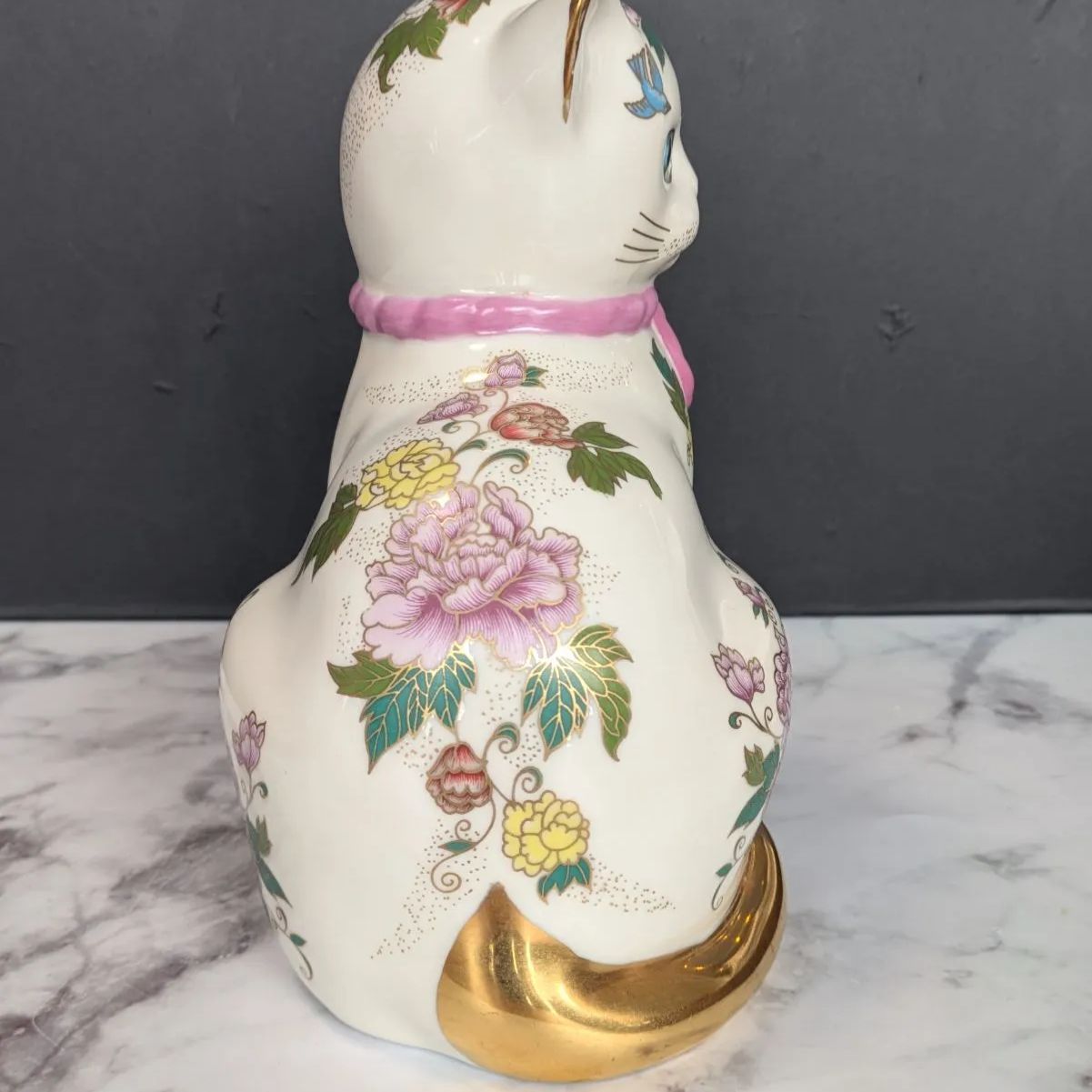 金運】フランクリンミント 猫 置物 薩摩焼 花柄 招き猫 陶器人形