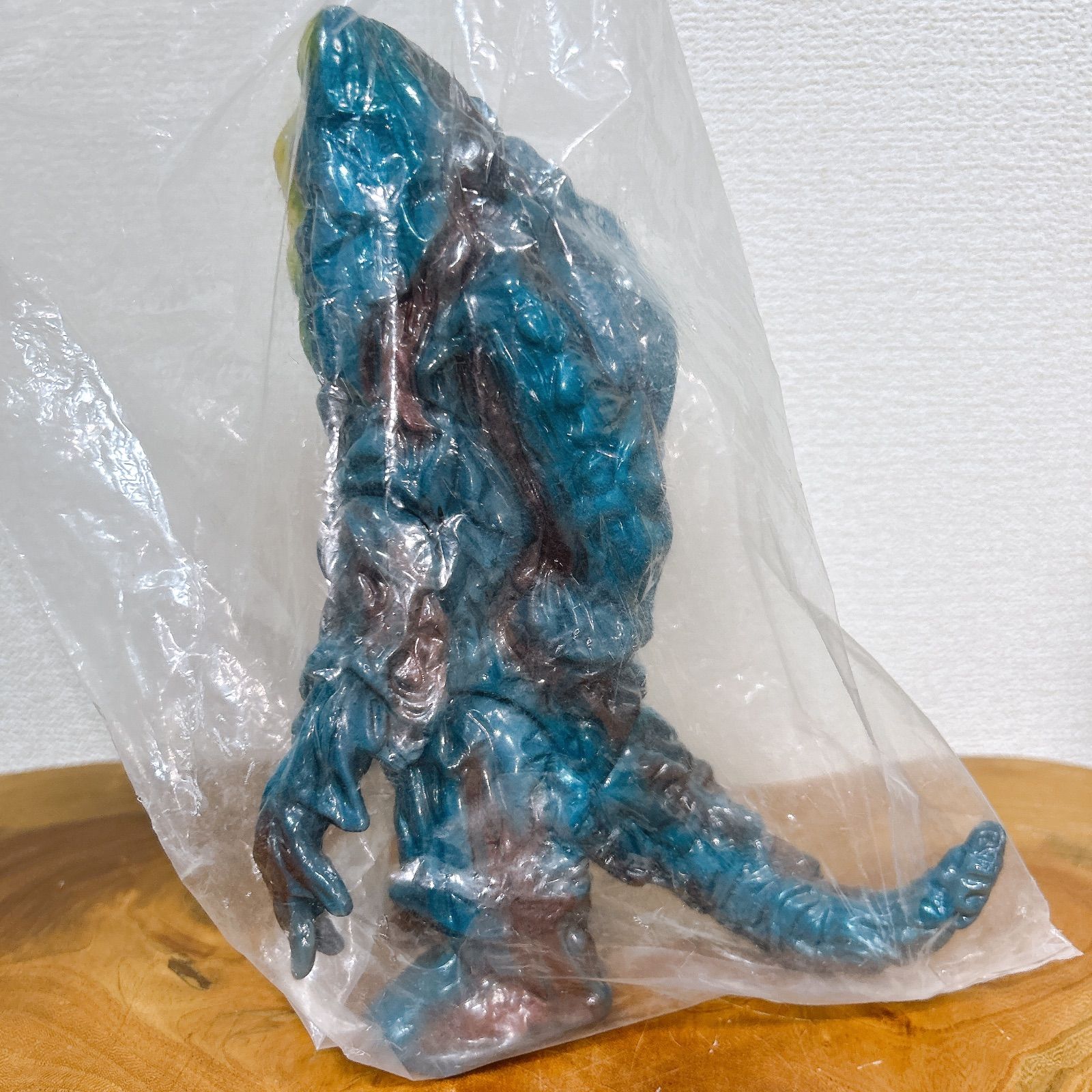 ソフビ MAHARAJA メディコム限定 ブルマァク ゴジラ ウルトラマン