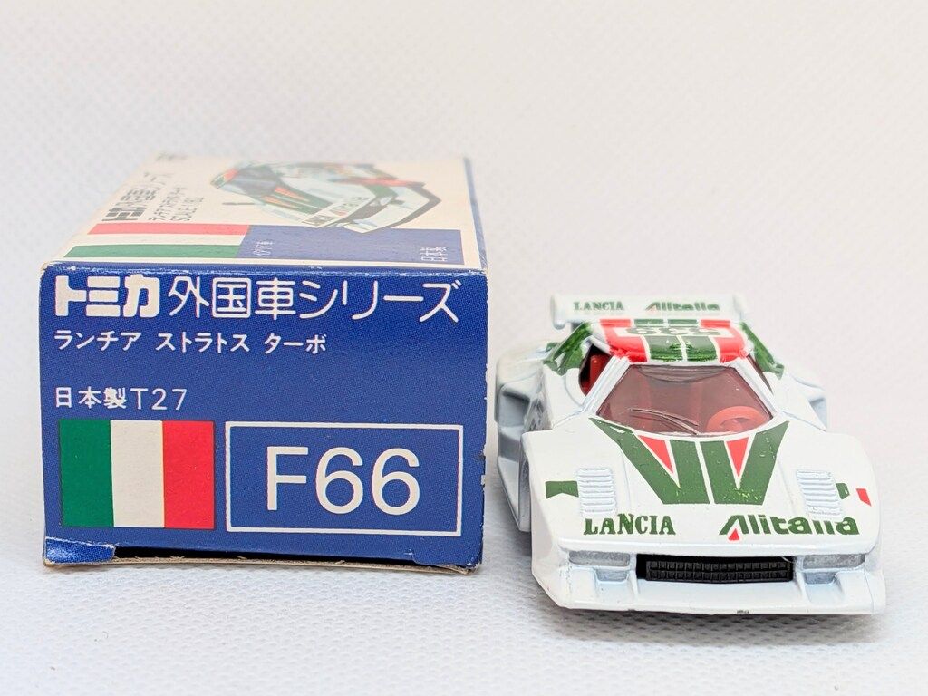 青箱トミカ No F66 ランチア ストラトスターボLANCIA STRATOS TURBO