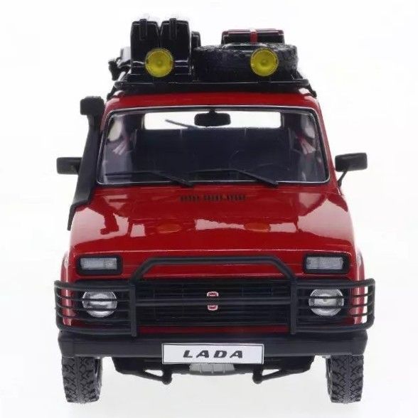 1/18 ラーダ ニーヴァ V LADA 1980 レッド ソリド製ダイキャスト製