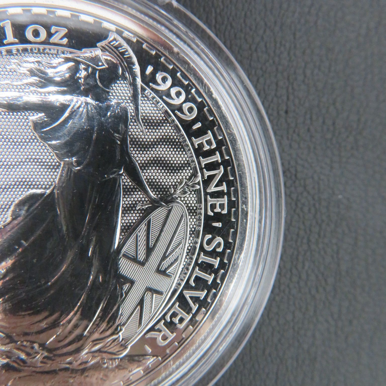 8355-9□イギリス□ブリタニア銀貨□1オンス(1oz)□2021年□999