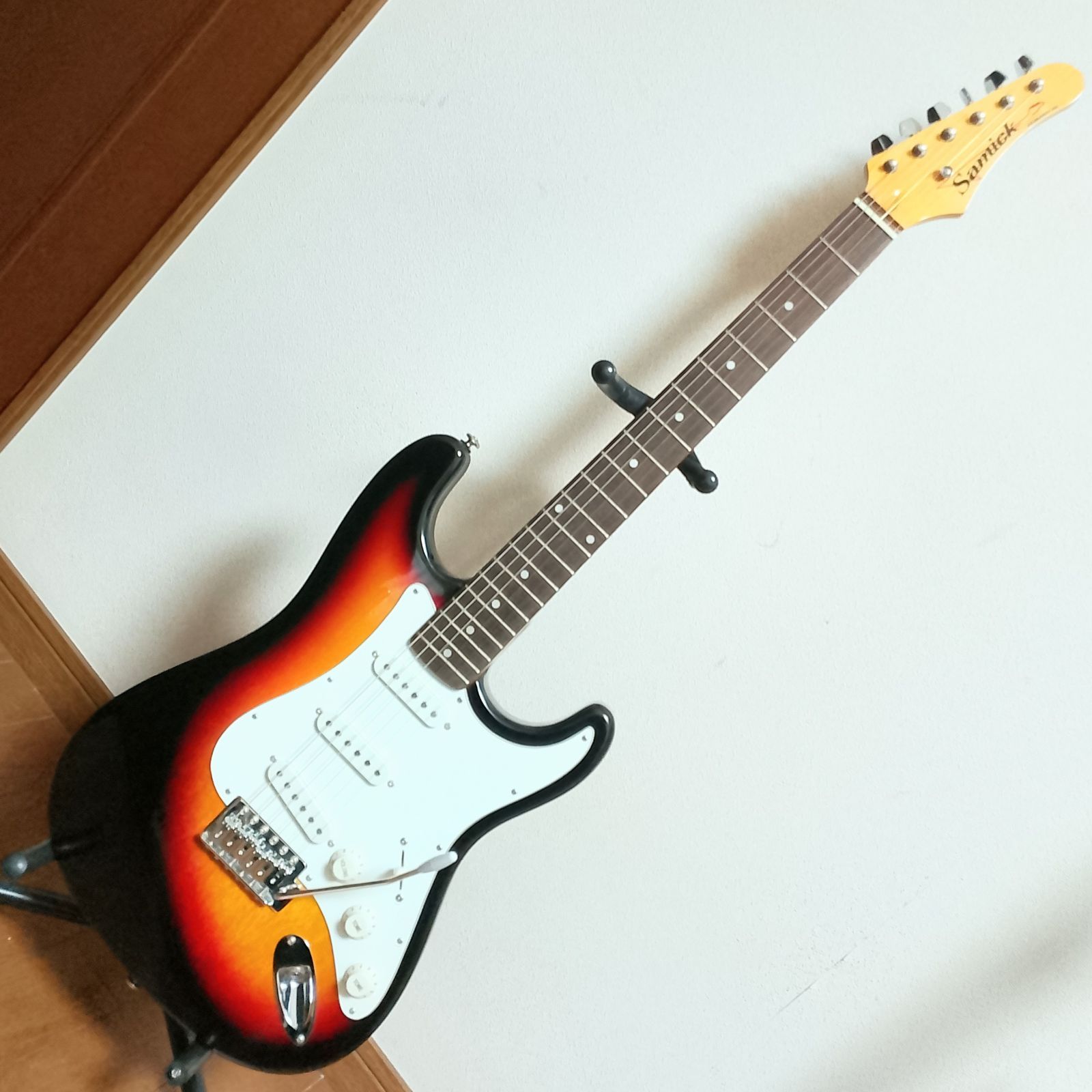 美品 Samick LS-11/3SB ストラトキャスタータイプ エレキギター - メルカリ