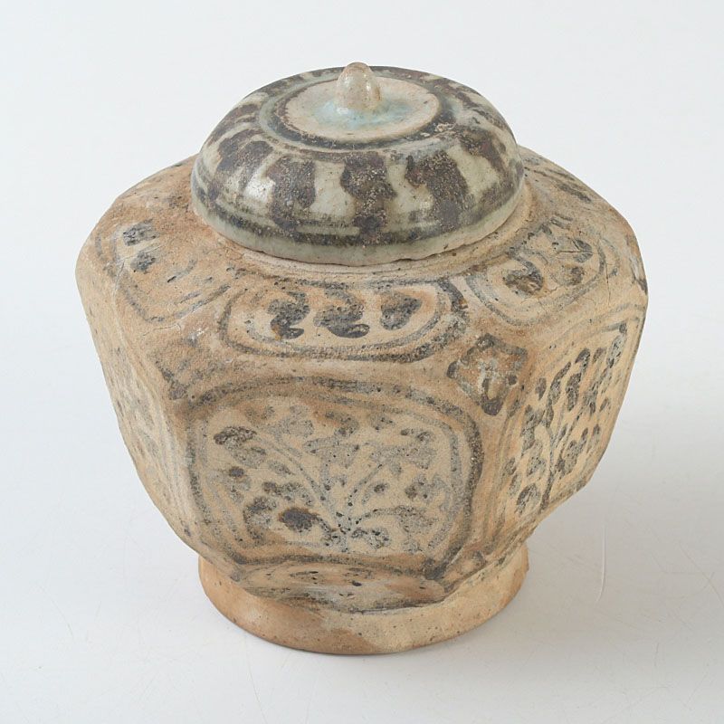 タイ古陶磁 スンコロク 宋胡録 蓋付 小壷 C S656 - メルカリ