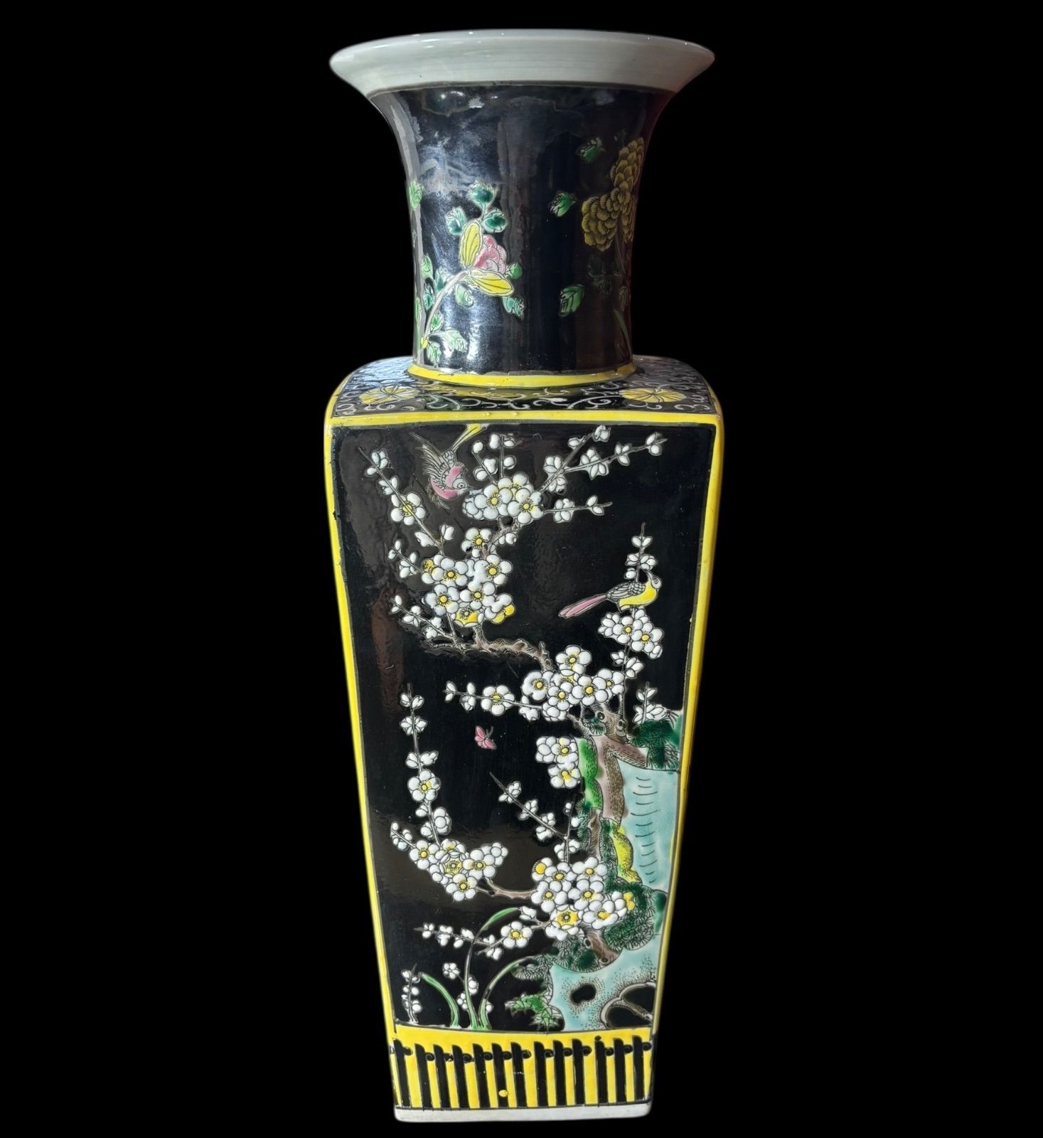 大清康熙年製 粉彩 四方花瓶 時代物 壺 中国 フラワーベース 花瓶 花器