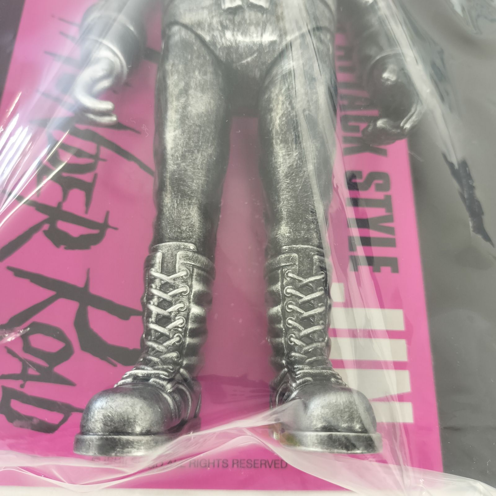 Retroys 狂い咲きサンダーロード JINソフビフィギュア スチール写真ver