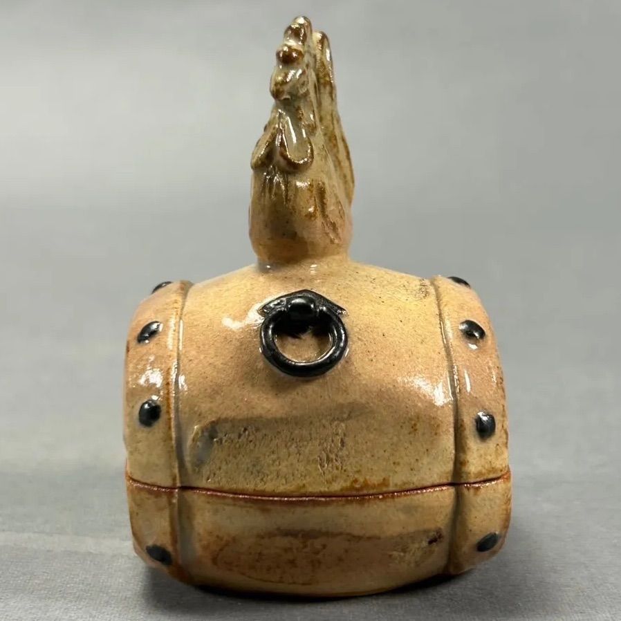 幽玄】十四代 坂倉新兵衛 萩香合 鶏 共箱 香合 - メルカリ