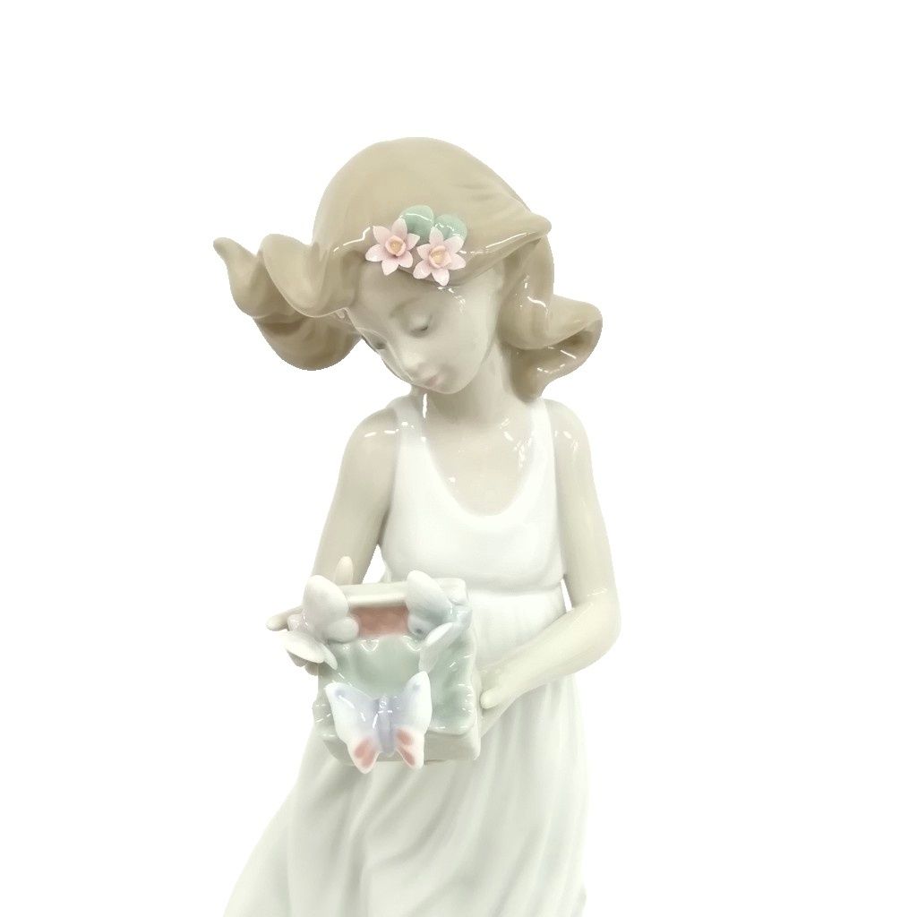 リヤドロ LLADRO 6777 私の宝物 Butterfly Treasures フィギュリン