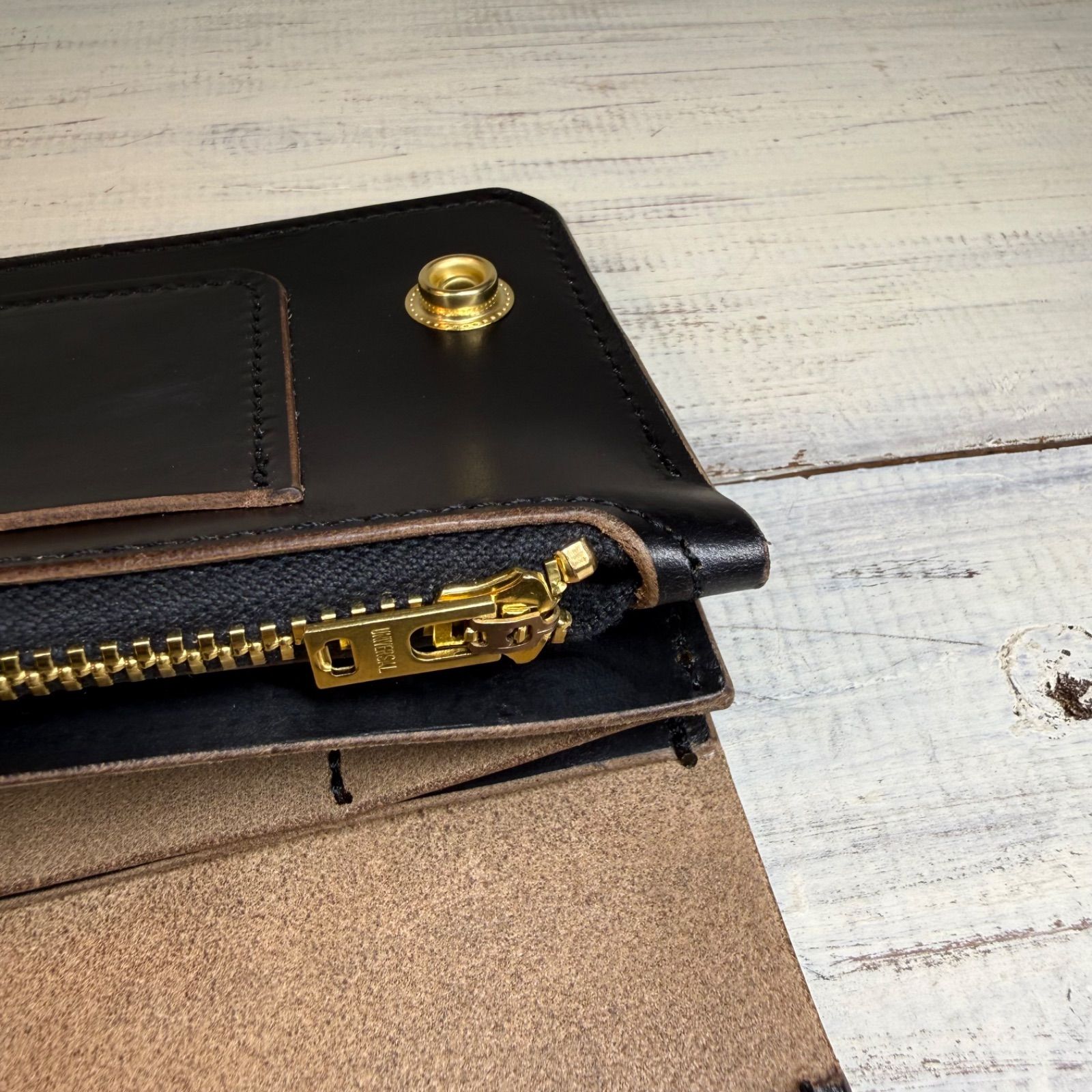 トラッカーウォレット ロング3層】クロムエクセル universal ゴールド