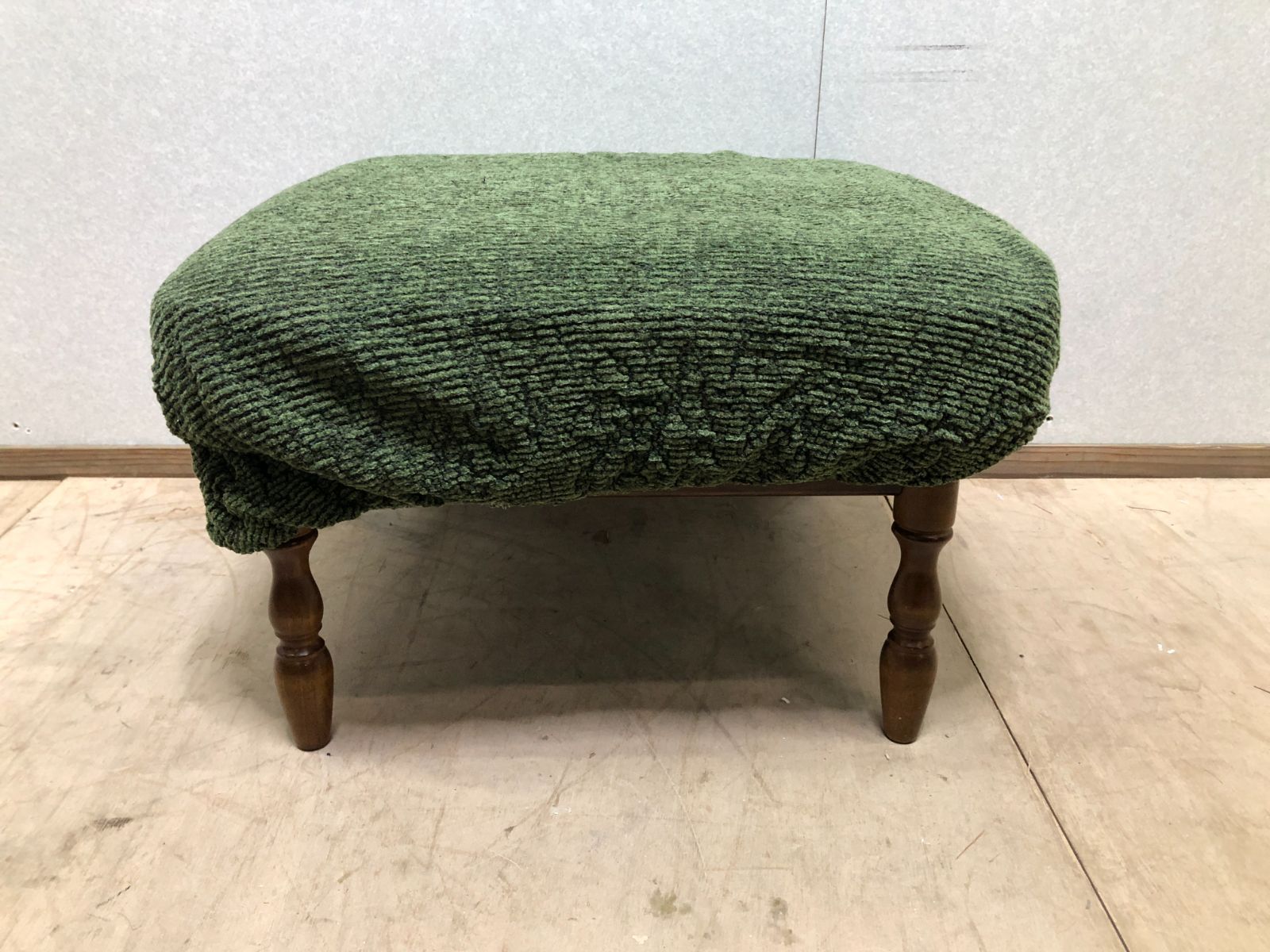 希少・ヴィンテージ】 カリモク家具 karimoku コロニアル オットマン