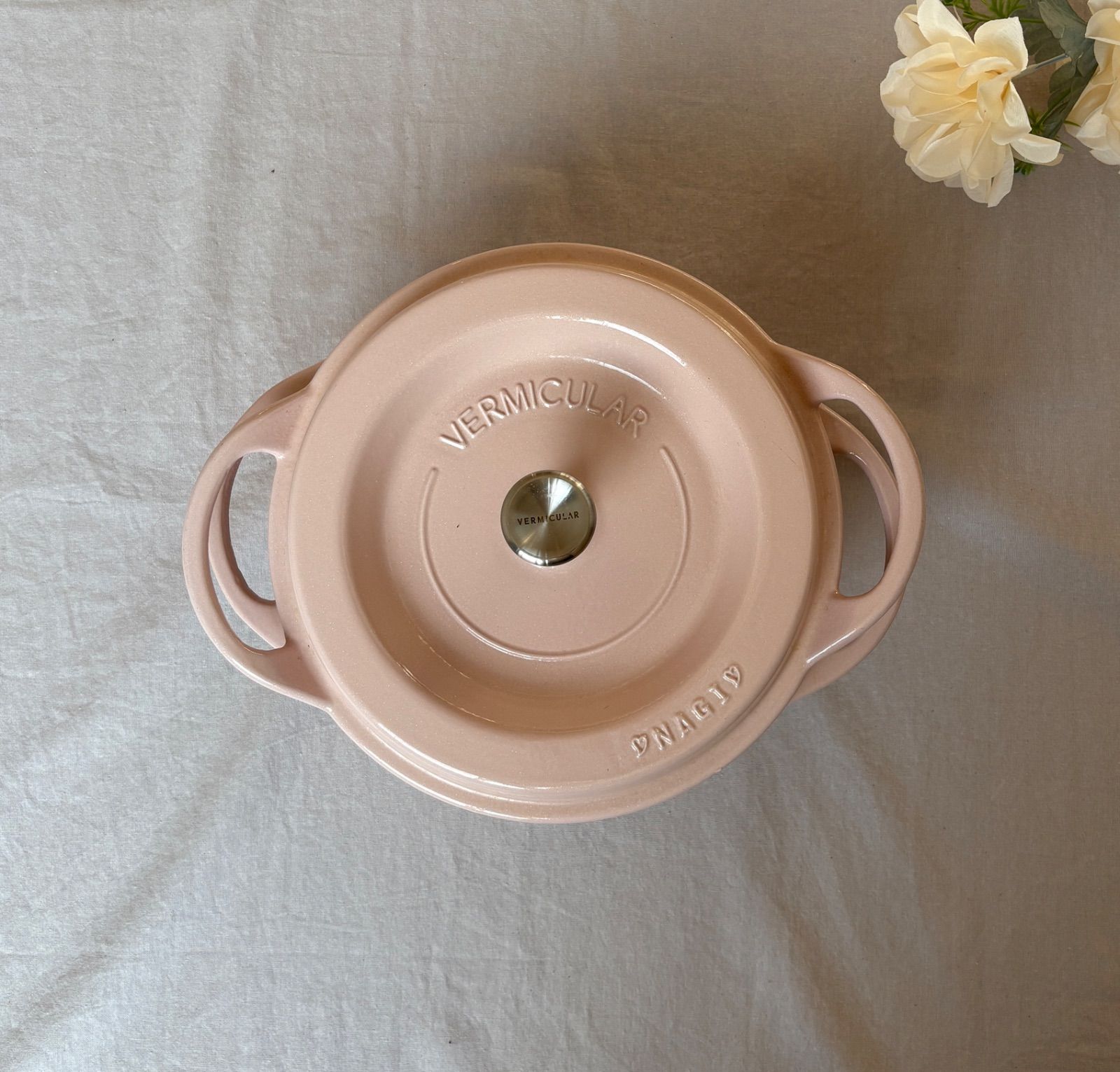 バーミキュラ オーブンポット 22cm ピンク 美品 無水調理 - メルカリ