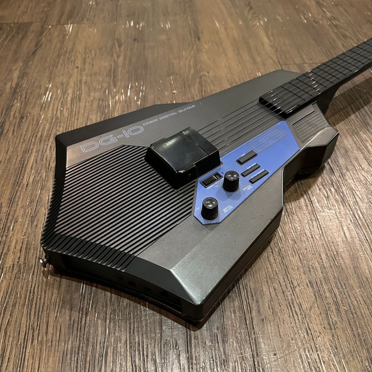 Casio DG-10 Vintage 80's Digital MIDI Controller Guitar